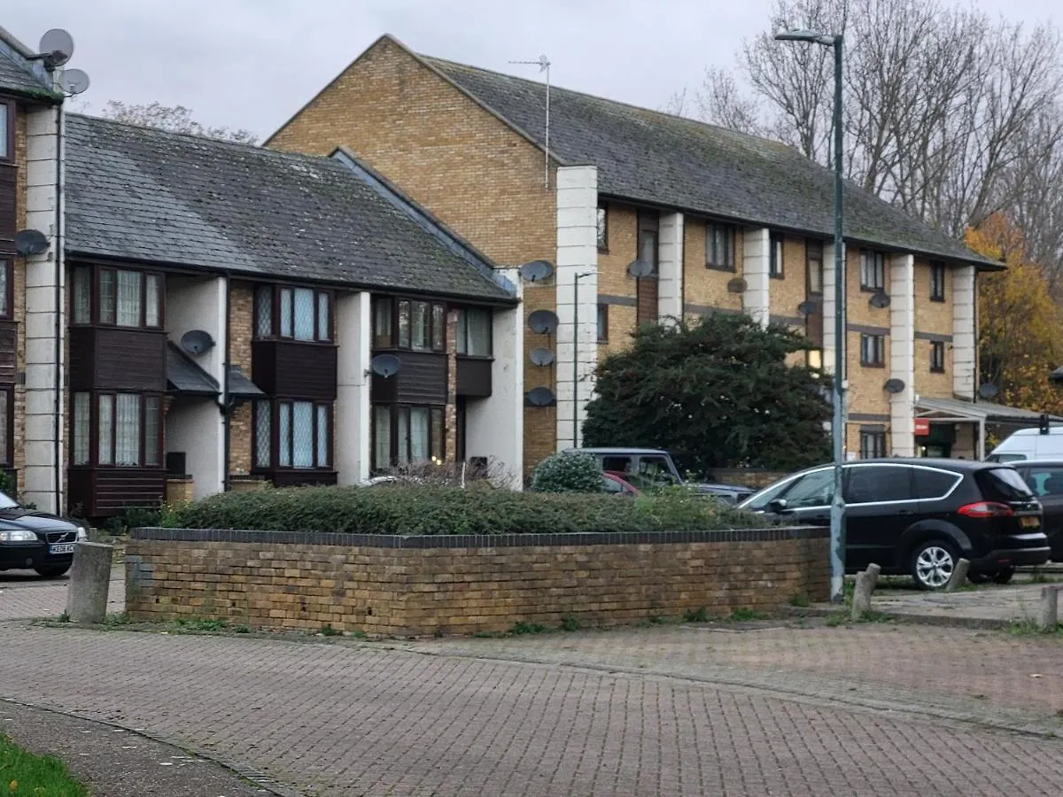 Manor Place Apartment Thamesmead Thamesmead