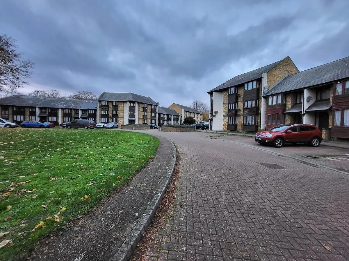 Manor Place Apartment Thamesmead Thamesmead